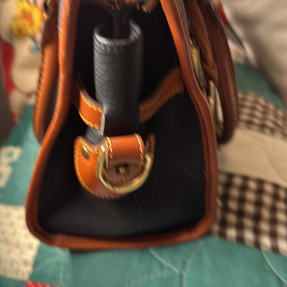 Dooney and Bourke Handbags - Picture 6 of 12